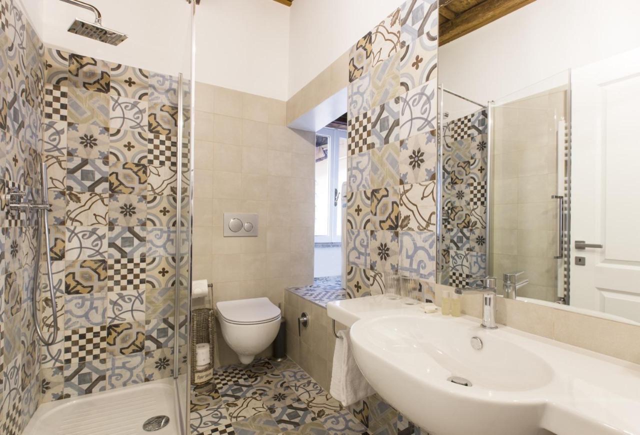 Cozy Apartment In Via Degli Spagnoli - FromhometoРим Екстер'єр фото