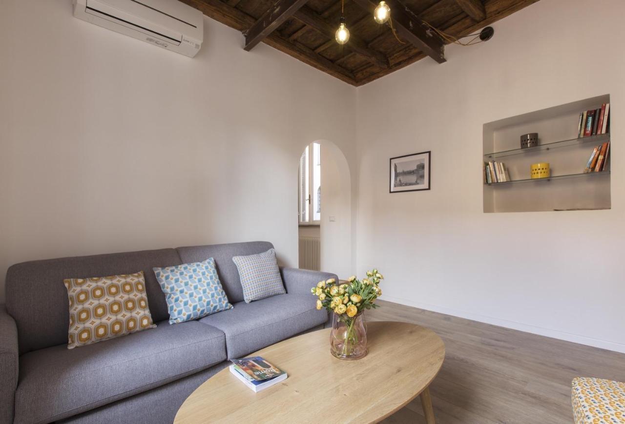 Cozy Apartment In Via Degli Spagnoli - FromhometoРим Екстер'єр фото